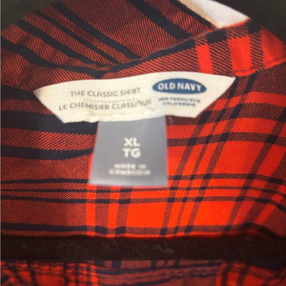 Old Navy Red and Black Checkered Men's Shirt - Picture 2 of 2